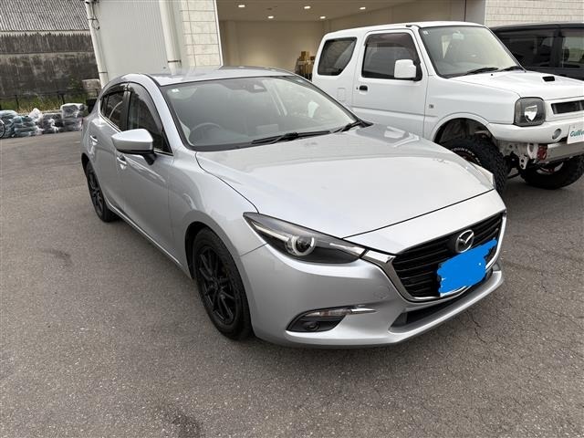 Mazda AXELA 2017 7487467-0