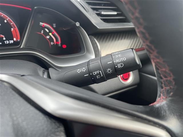 Honda CIVIC 2018 7484445-1