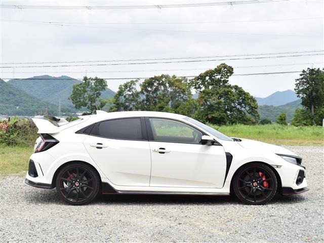 Honda CIVIC 2018 7484457-10