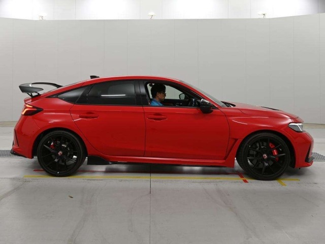 Honda CIVIC 2025 7484510-3