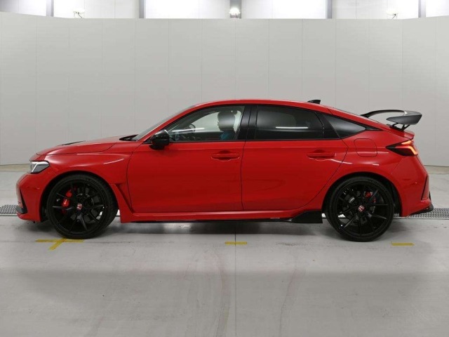 Honda CIVIC 2025 7484510-4