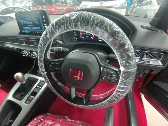 Honda CIVIC 2025 7484510-9