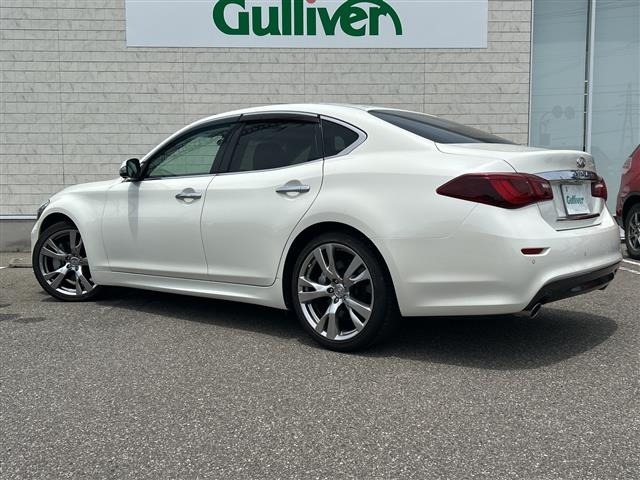Nissan FUGA 2016 7483981-30