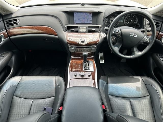 Nissan FUGA 2016 7483981-31