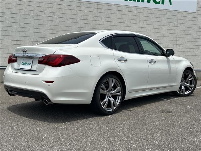 Nissan FUGA 2016 7483981-9