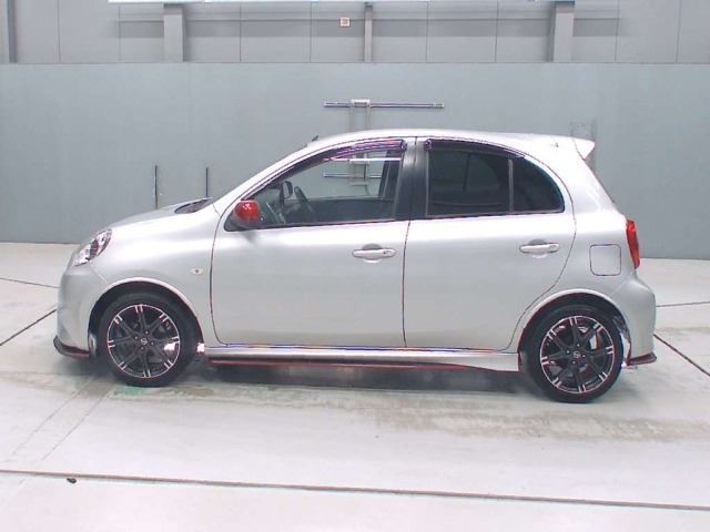 Nissan MARCH 2018 7485605-4