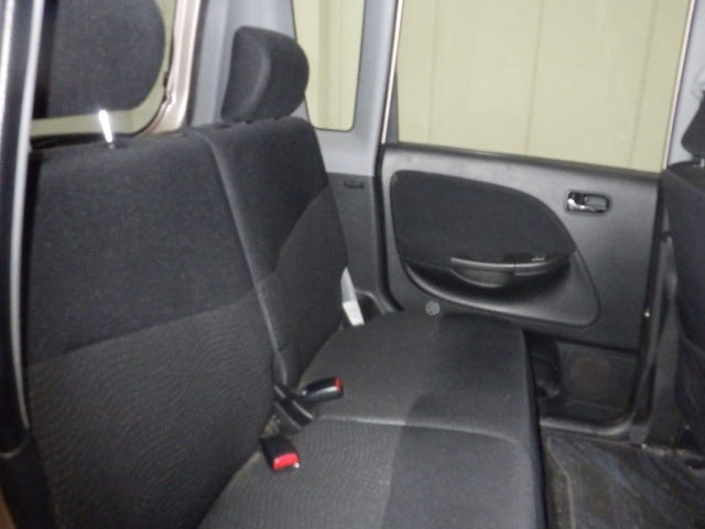 Daihatsu MOVE 2006 7493335-8