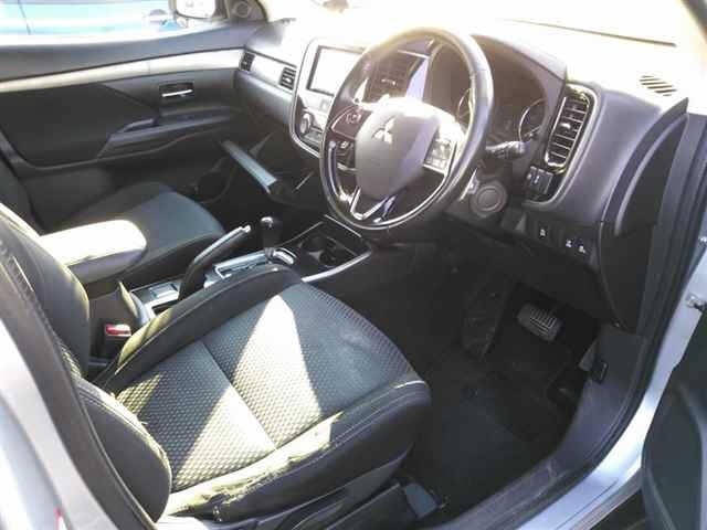 Mitsubishi OUTLANDER 2017 7484148-3