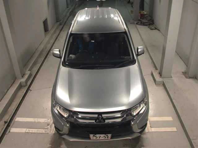 Mitsubishi OUTLANDER 2017 7484148-6