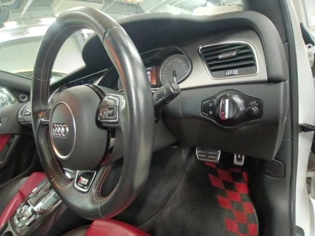 Audi S4 2013 7493748-9