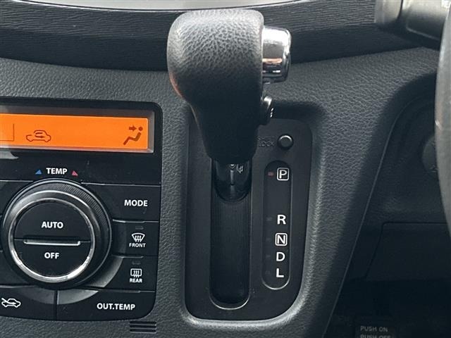 Suzuki WAGON R 2013 7490451-1