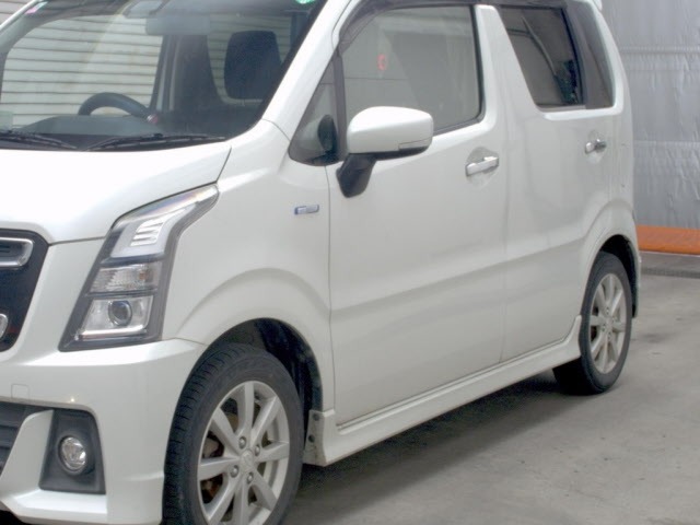 Suzuki WAGON R 2017 7490670-4