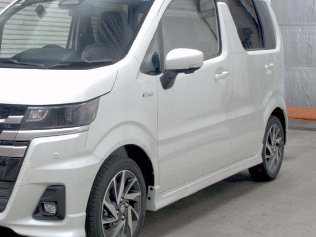 Suzuki WAGON R 2026 7490682-4