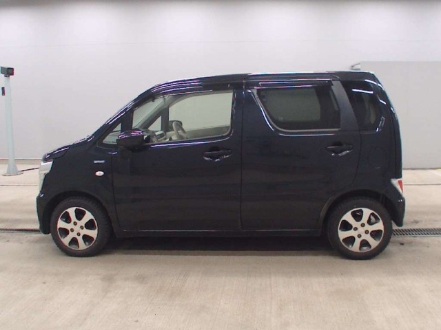 Suzuki WAGON R 2017 7490755-4
