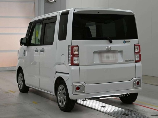 Daihatsu WAKE 2022 7490255-6