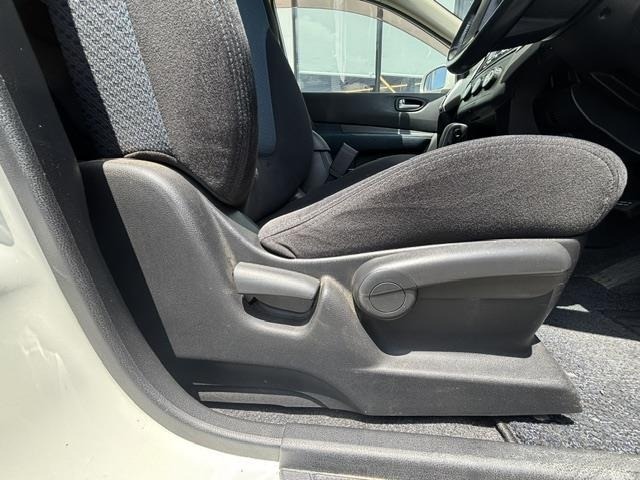 Nissan Wingroad 2005 7486223-1
