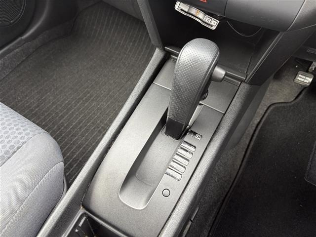 Nissan Wingroad 2012 7486224-1