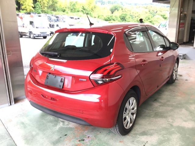 Peugeot 208 2017 7496575-4