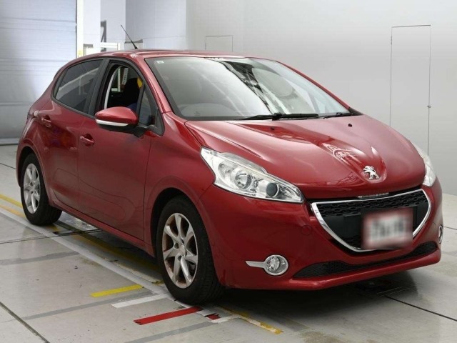 Peugeot 208 2015 7496576-5