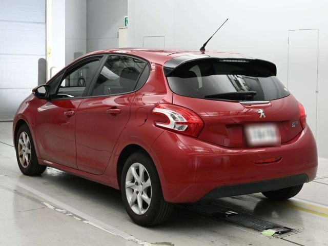 Peugeot 208 2015 7496576-6