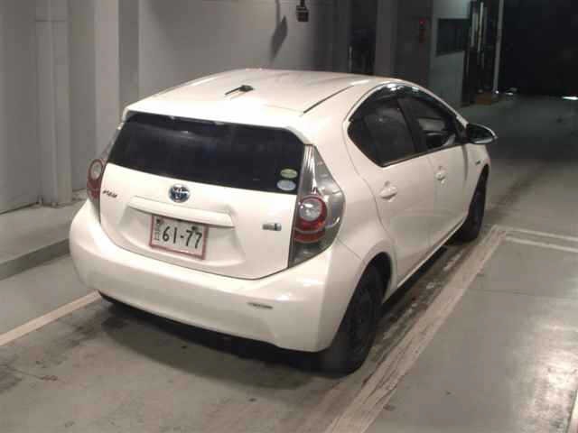Toyota AQUA 2013 7503952-5