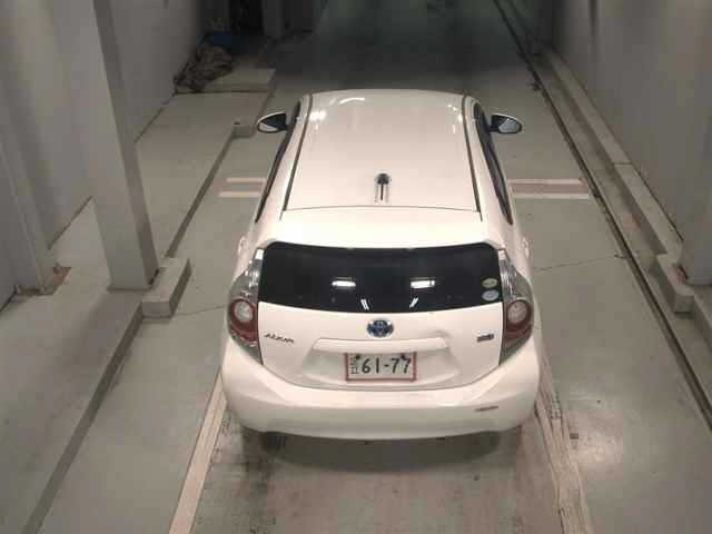 Toyota AQUA 2013 7503952-7