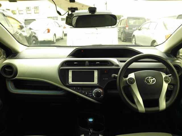 Toyota AQUA 2014 7503964-8