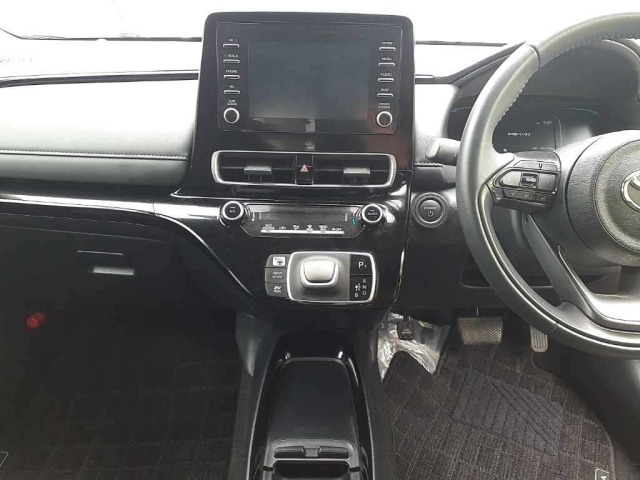 Toyota AQUA 2024 7504434-9