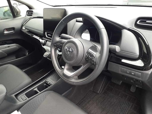 Toyota AQUA 2024 7504447-7