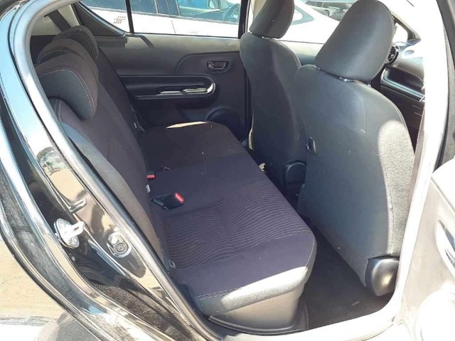 Toyota AQUA 2018 7504470-10