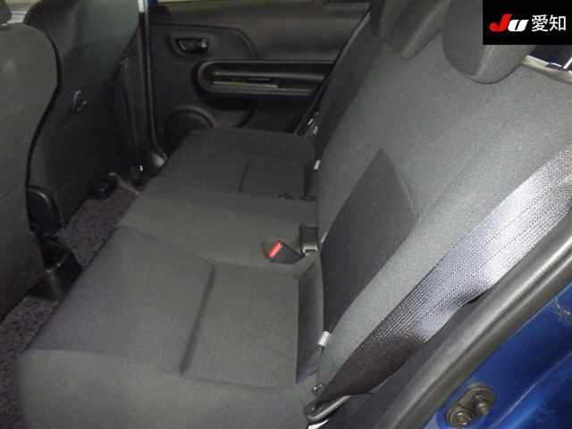 Toyota AQUA 2016 7504496-4