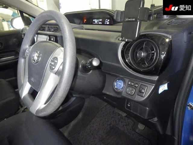 Toyota AQUA 2016 7504496-5