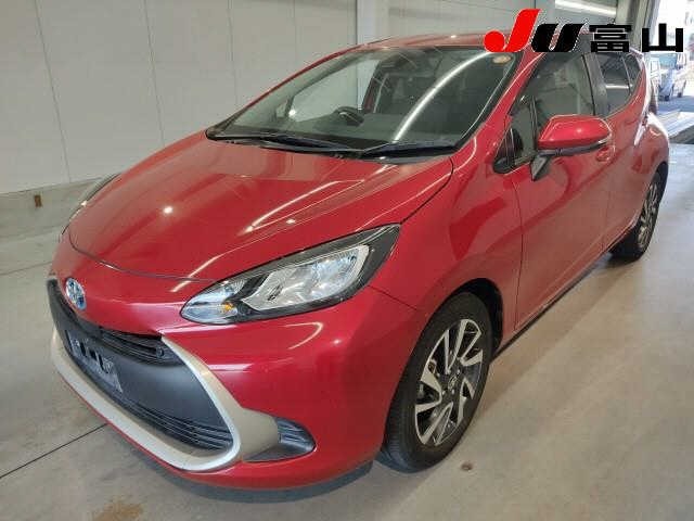 Toyota AQUA 2021 7504623-4