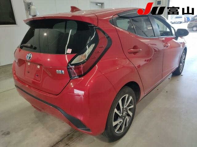 Toyota AQUA 2021 7504623-5