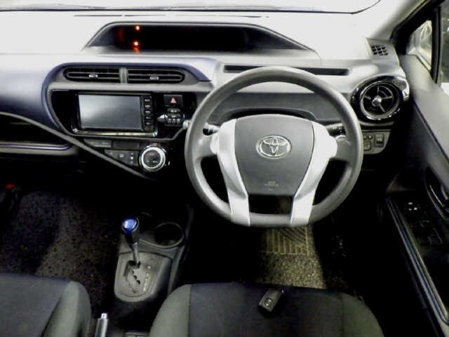 Toyota AQUA 2016 7504640-3