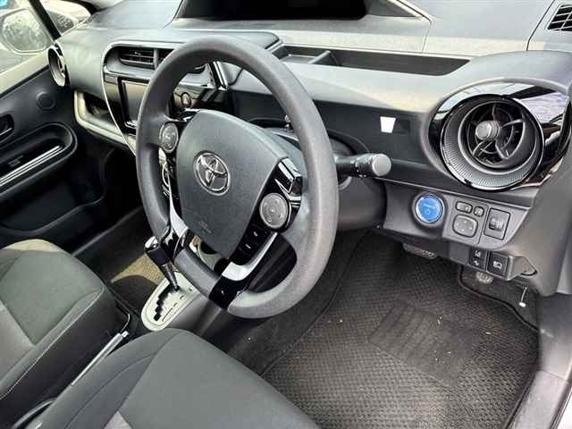 Toyota AQUA 2020 7504656-3