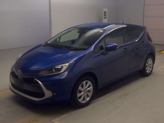 Toyota AQUA 2021 7504708-0