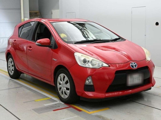 Toyota AQUA 2012 7504767-5