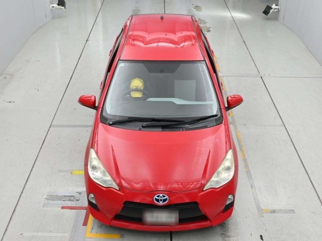 Toyota AQUA 2012 7504767-7