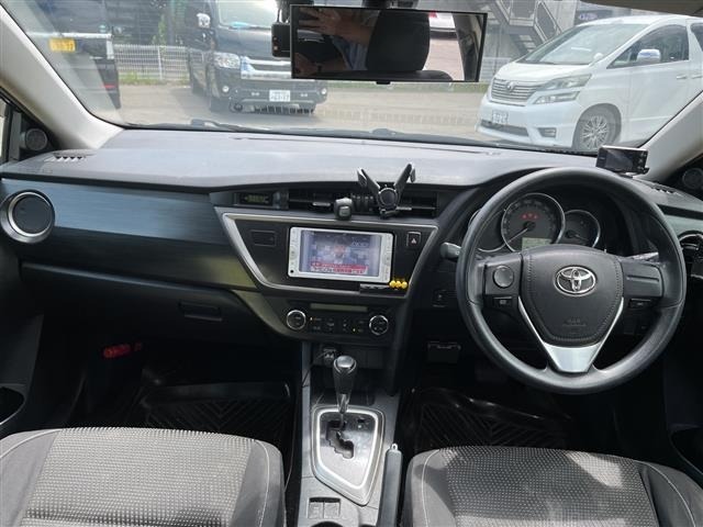 Toyota AURIS 2013 7505292-4