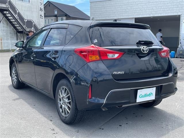 Toyota AURIS 2013 7505292-5