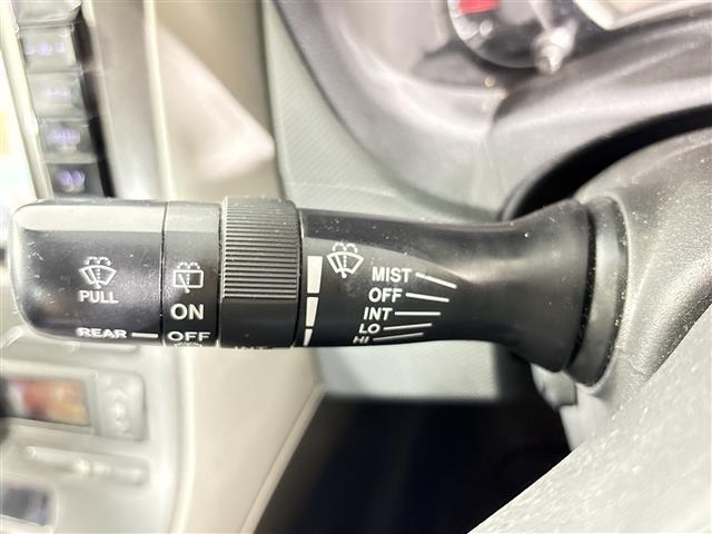 Toyota AURIS 2007 7505303-9