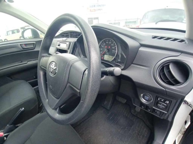 Toyota COROLLA AXIO 2020 7504082-9