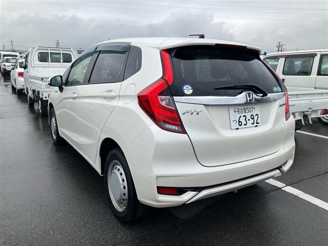 Honda FIT 2018 7521620-1