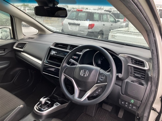 Honda FIT 2018 7521620-3