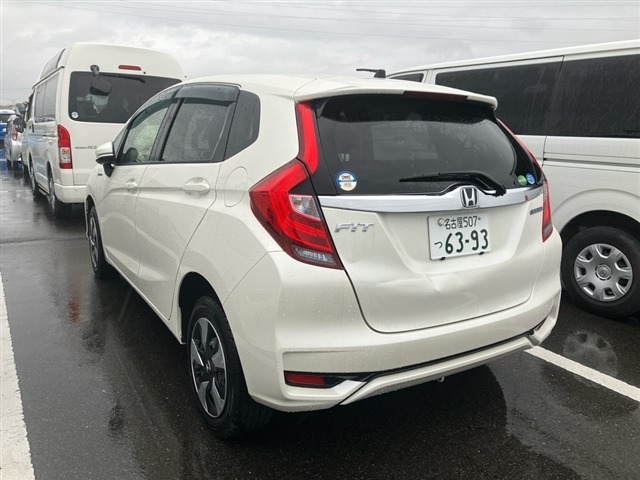Honda FIT 2018 7521626-1