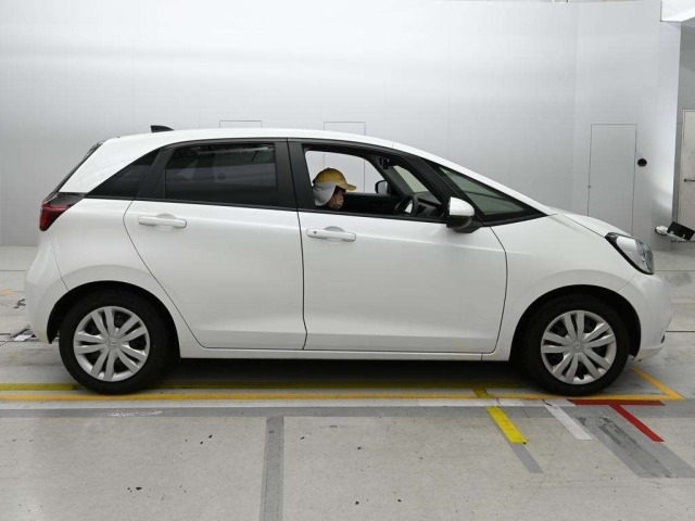 Honda FIT 2023 7521720-3