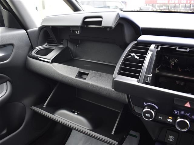 Honda FIT 2025 7522198-8
