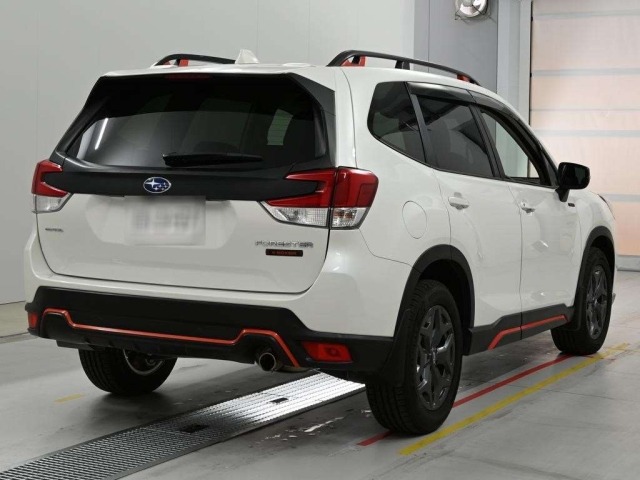 Subaru FORESTER 2021 7521480-1