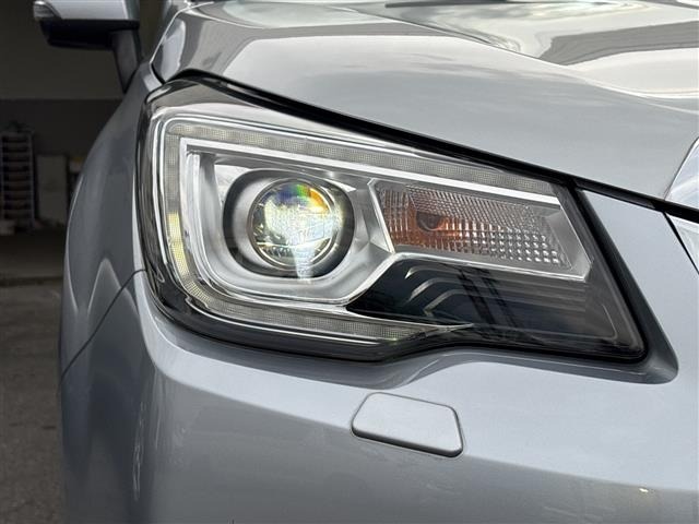 Subaru FORESTER 2018 7521872-12